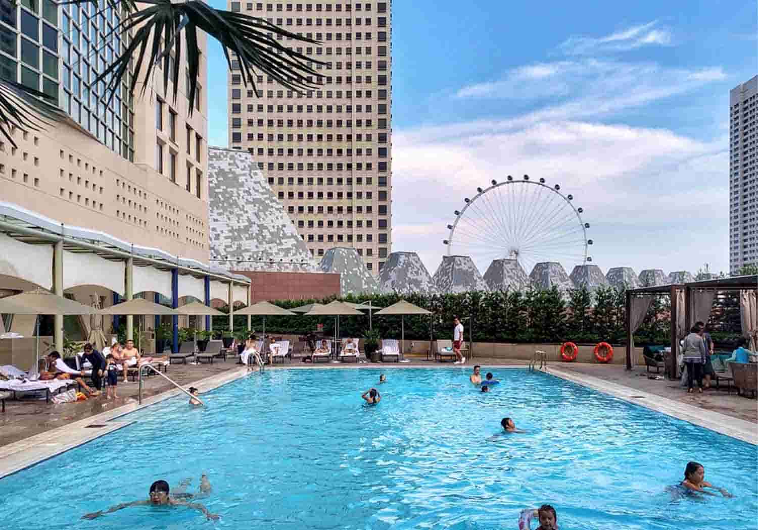 ACMV works to Level 4 function room for Conrad Centennial Singapore at 2 Temasek Boulevard