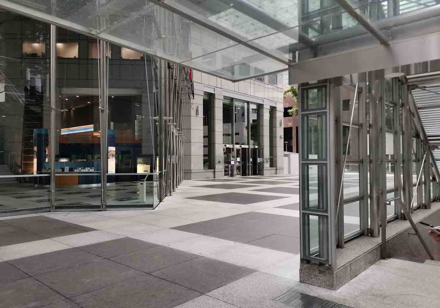 A&A works to UOB Plaza 1, Levels 11, 12, and 17, for UOB Limited at 80 Raffles Place